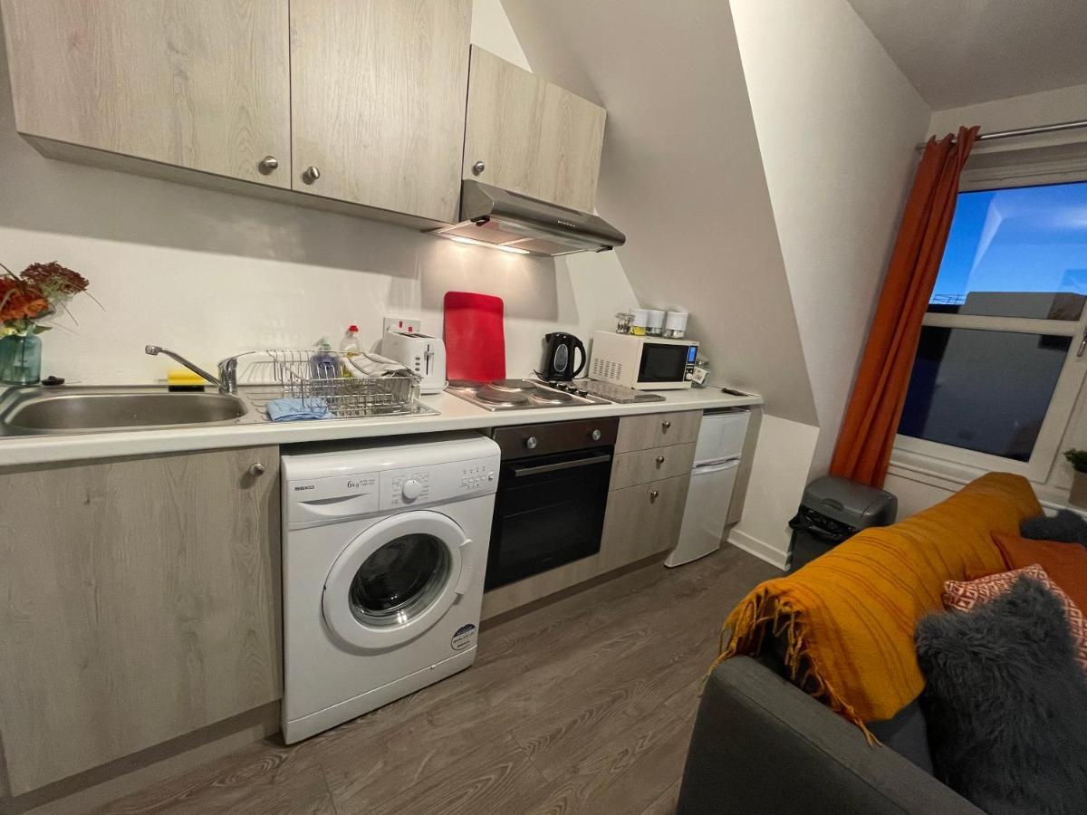 Апартаменты Carvetii - Edward House D - 2 Dbl Bed 2Nd Floor Flat Данфермлин Экстерьер фото